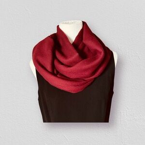 MAROON Pashmina Cashmere Scarf/Shawl. 27 1/2”x76” + 4” fringe. $25.